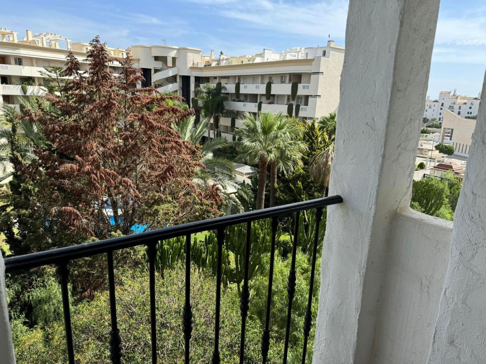 Estudio En Occidental De Puerto Banus Apartment Marbella